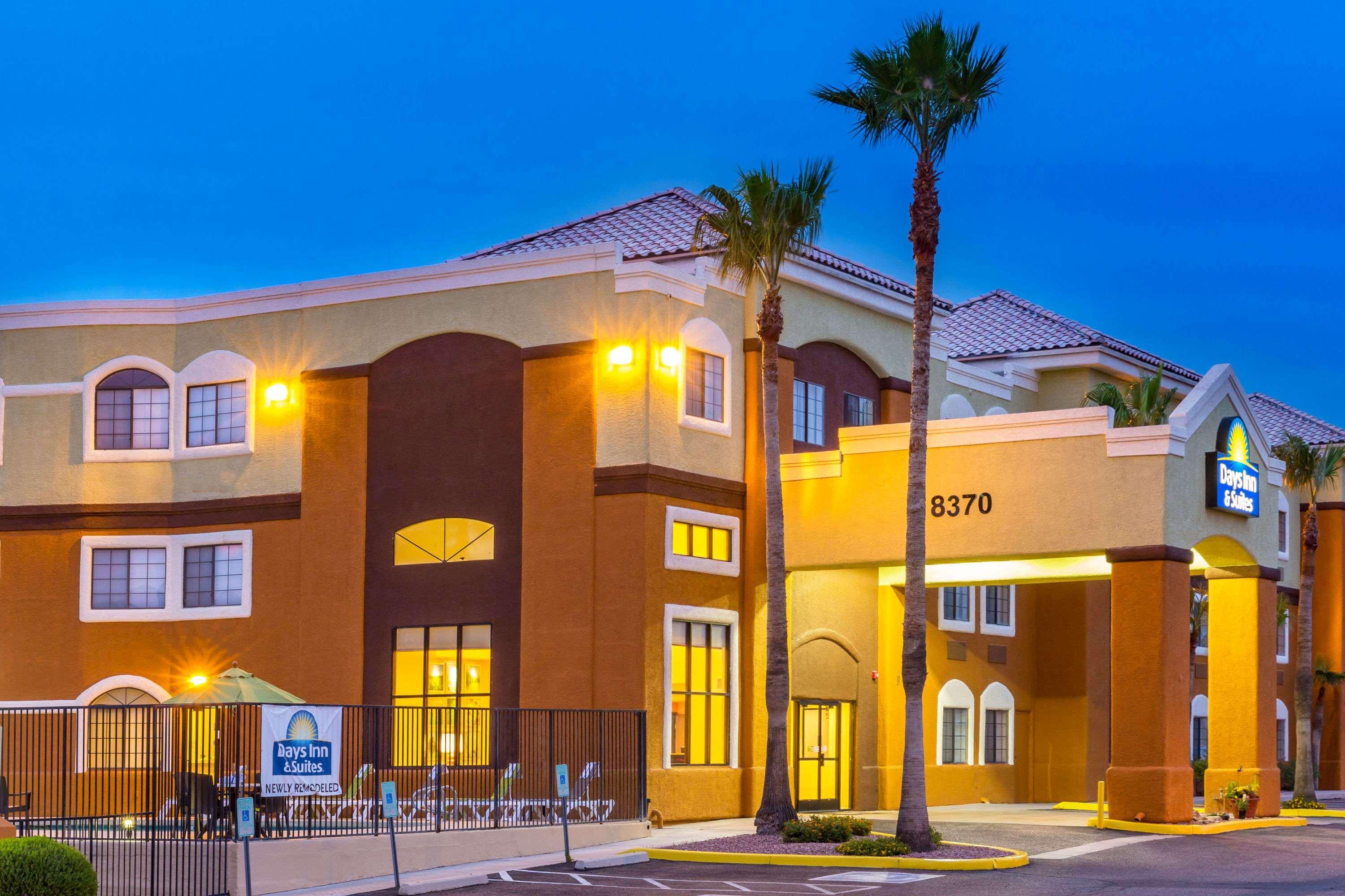 Days Inn & Suites By Wyndham Tucson/Marana Esterno foto