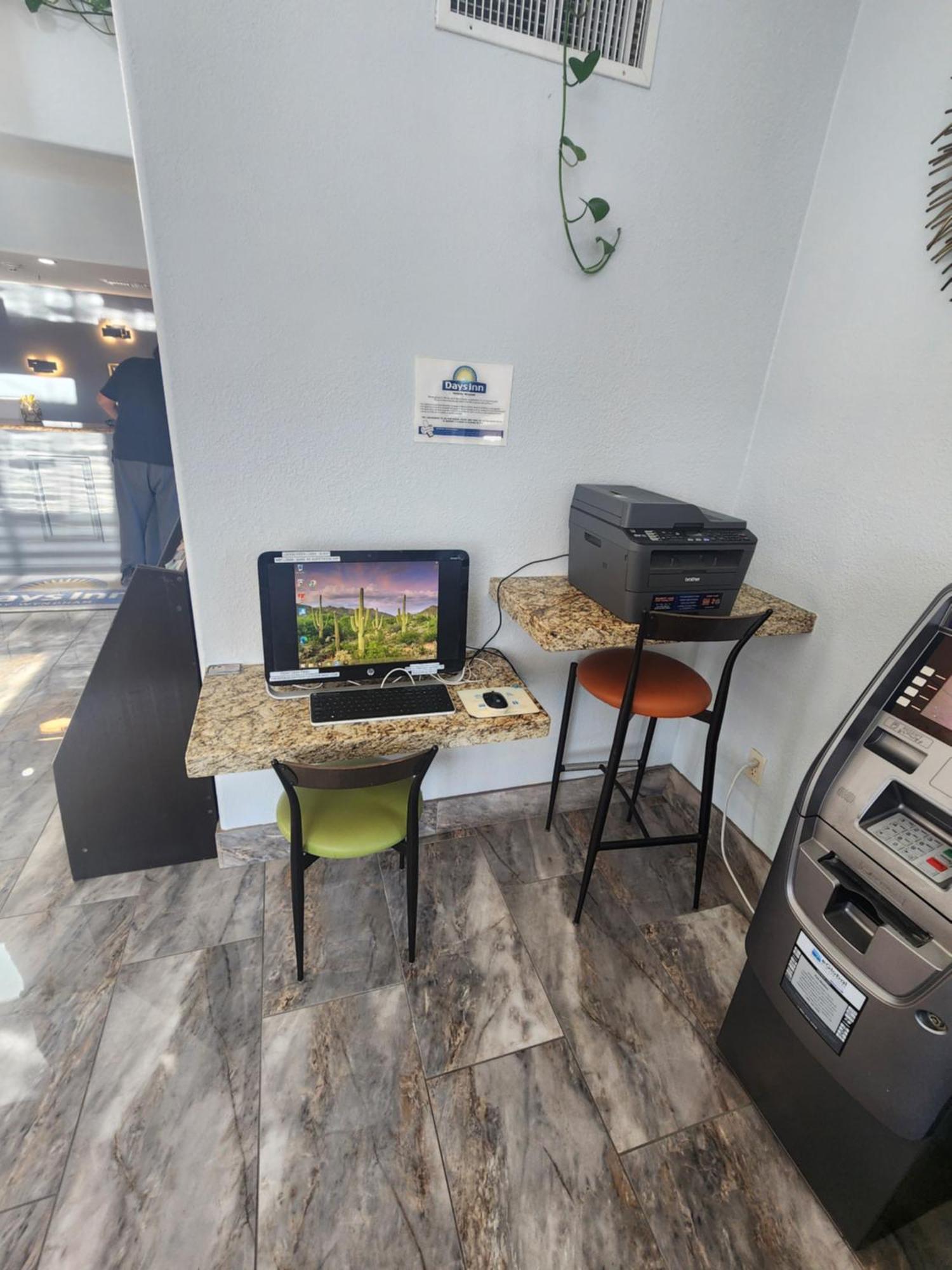 Days Inn & Suites By Wyndham Tucson/Marana Esterno foto