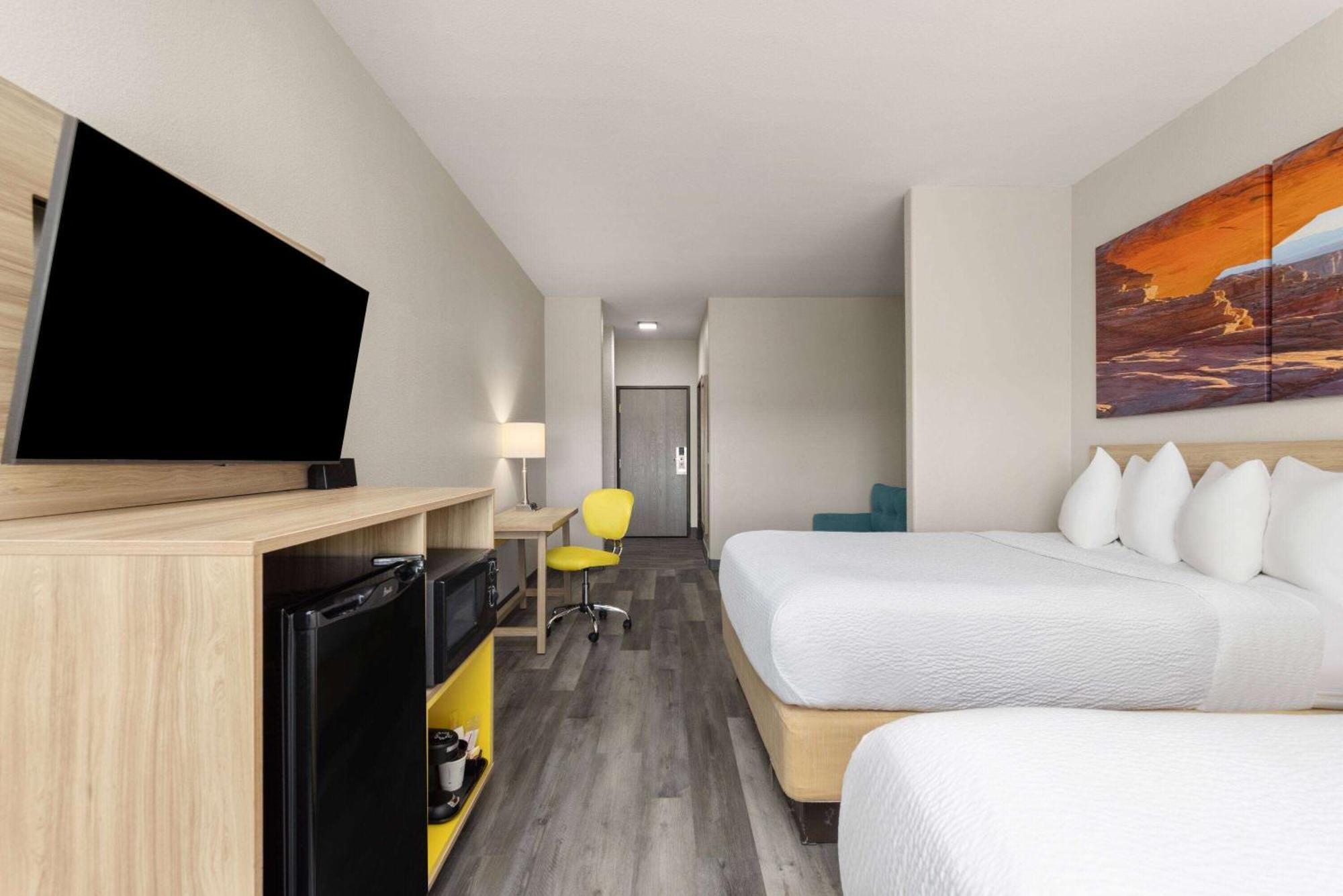 Days Inn & Suites By Wyndham Tucson/Marana Esterno foto
